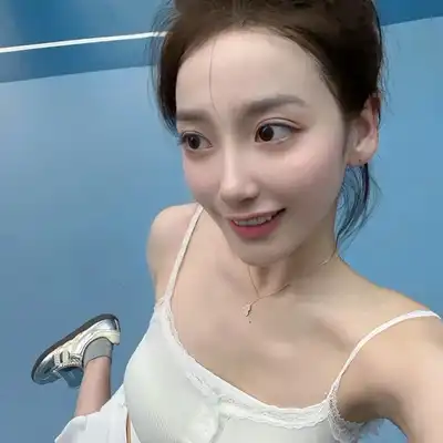 吴佑